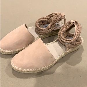 Never worn Steve Madden shoes